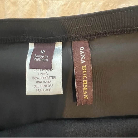 Dana Buchman Black Athletic Mini Skirt - Picture 3 of 3